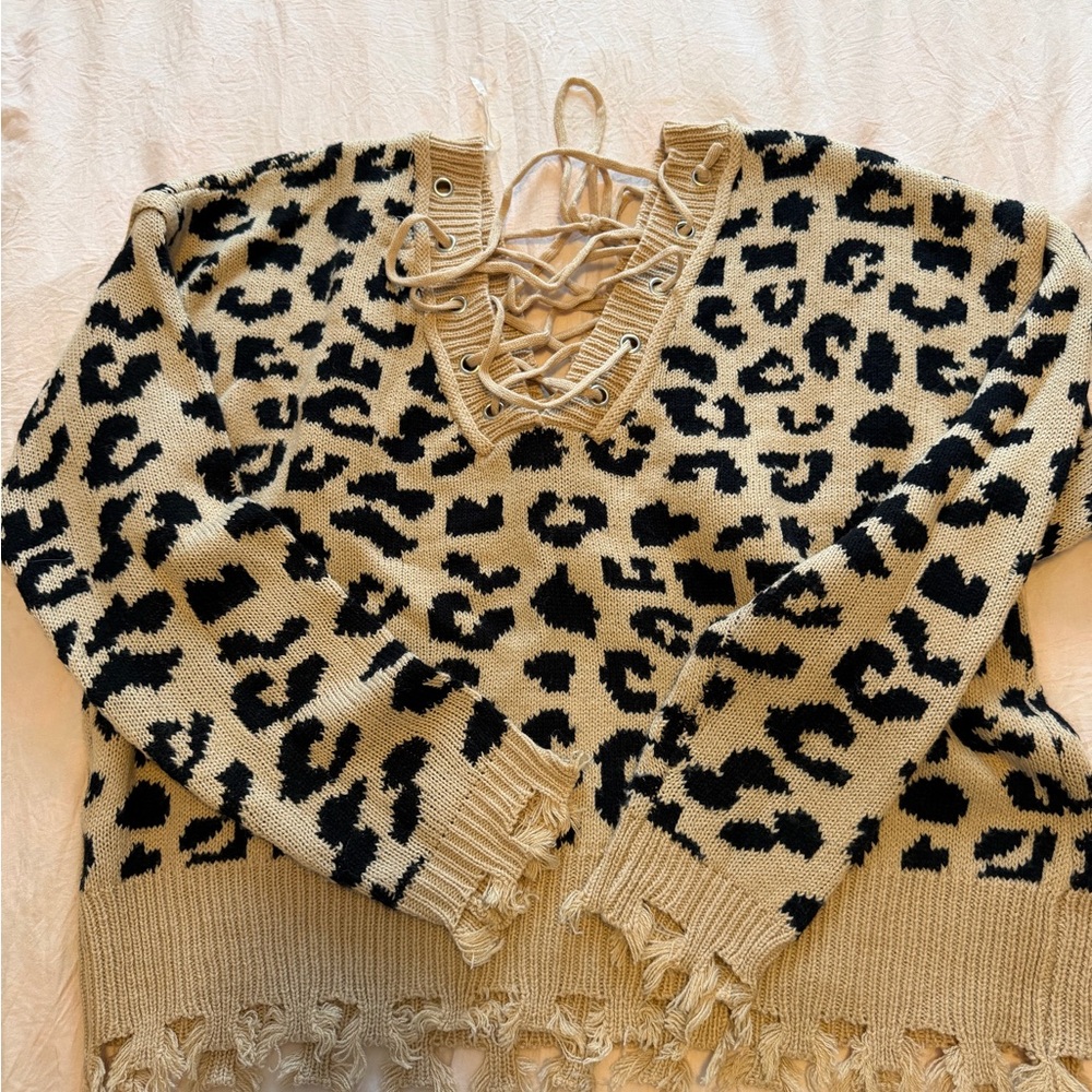 Leopard Print Lace-Up Cropped Sweater